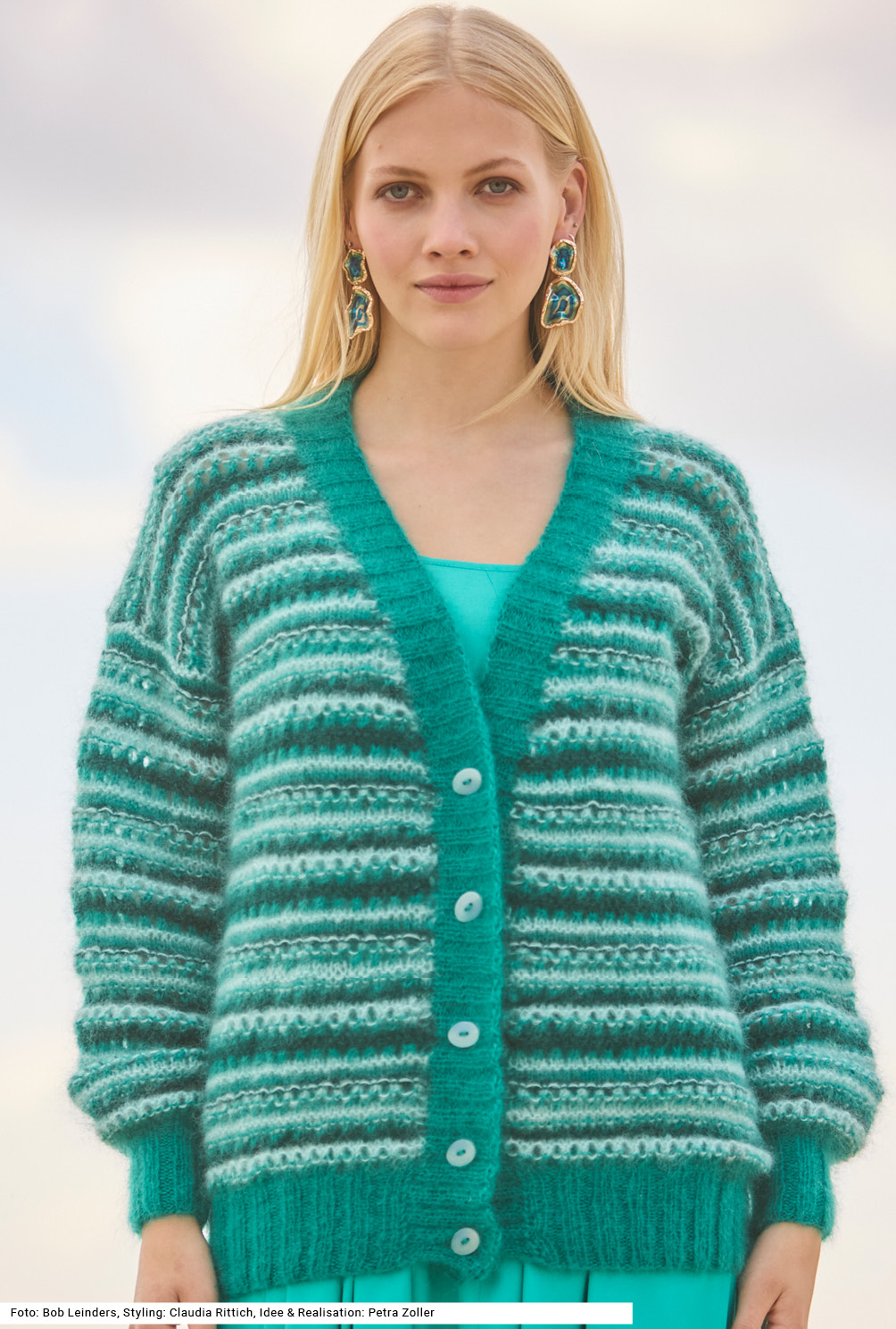 Modellansicht Bild 2: Jacke mit Ajourmusterringeln