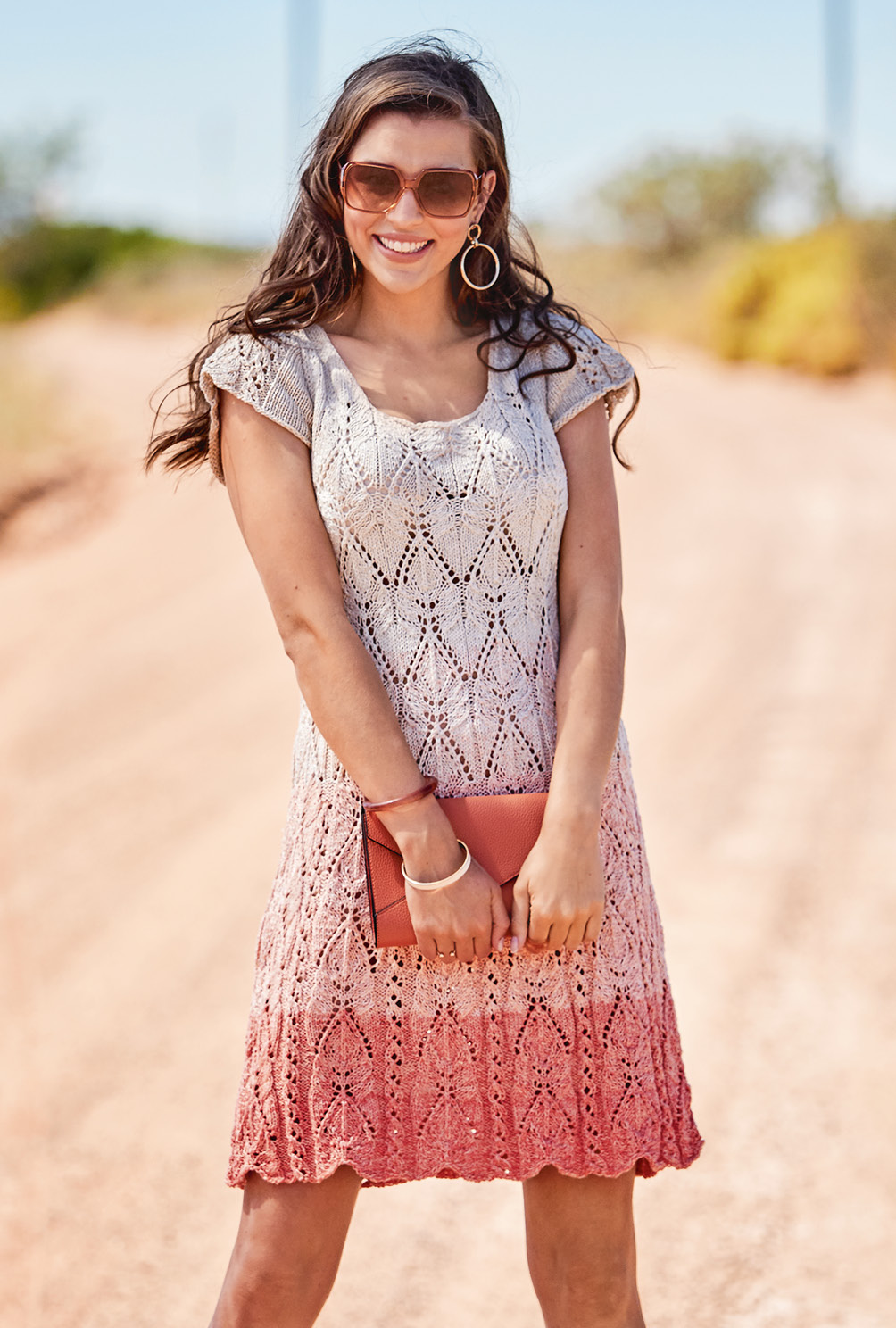 Sommerliches Strickkleid im Farbverlauf