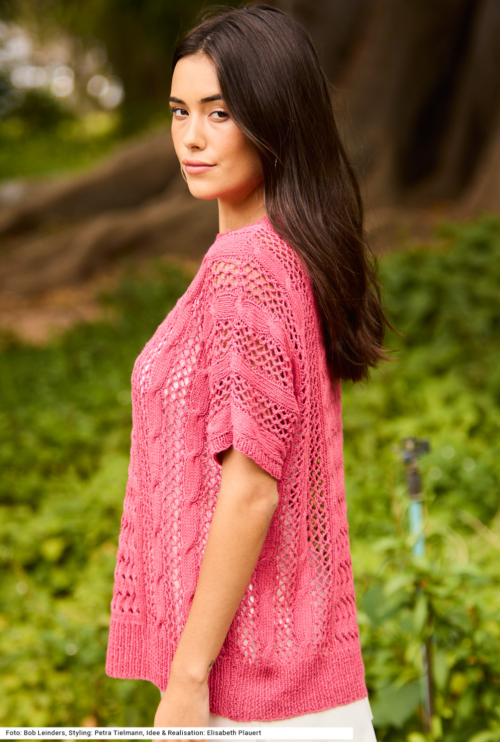 Modellansicht Bild 3: Pulli mit Zopf- und Lochmustern