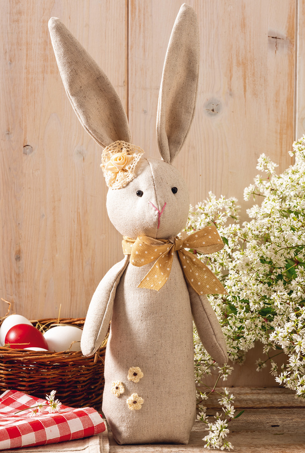 Modellansicht Bild 6: Genähte Hasenfamilie in Beige-Rot-Weiß