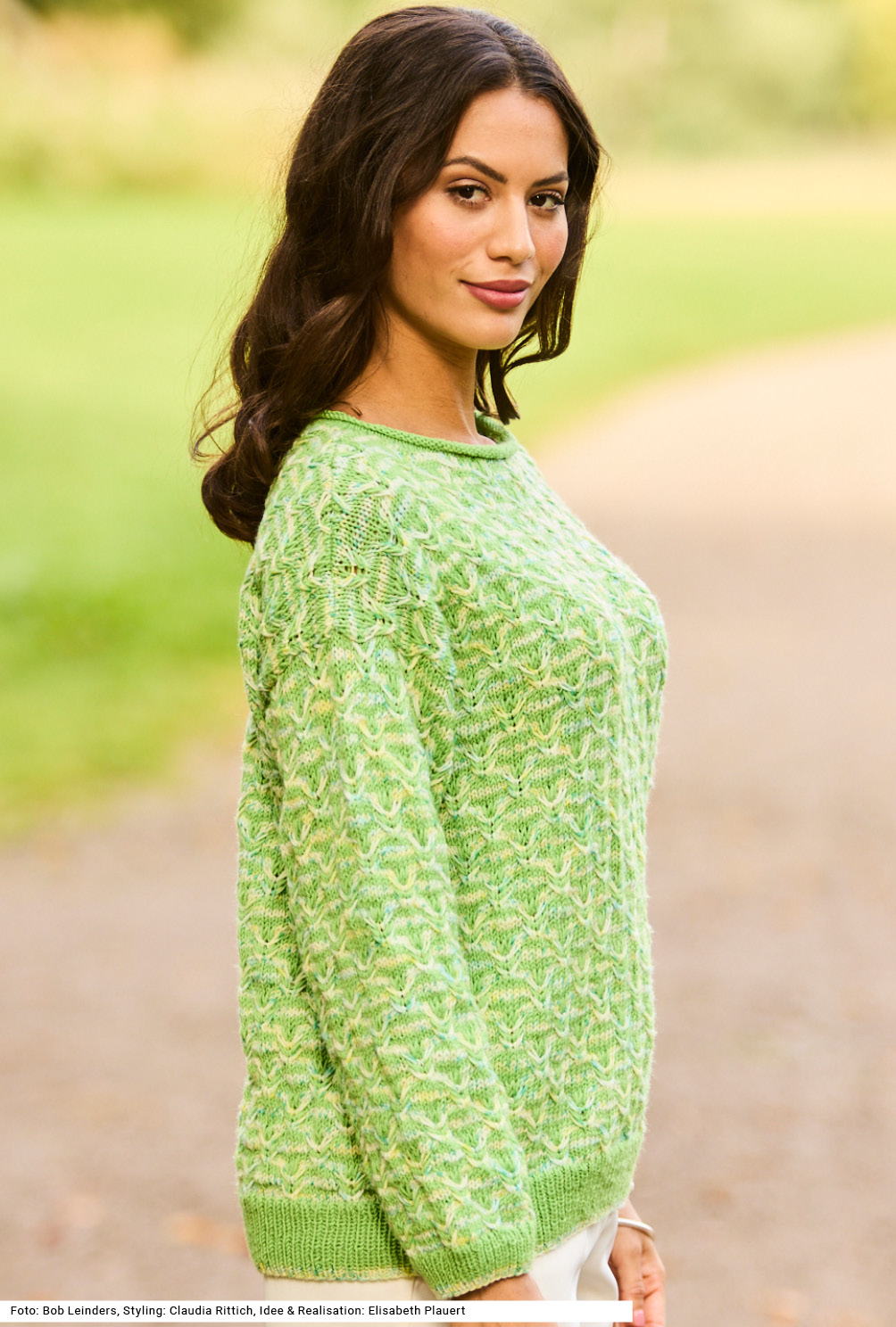 Modellansicht Bild 4: Pullover mit Hebemaschenmuster