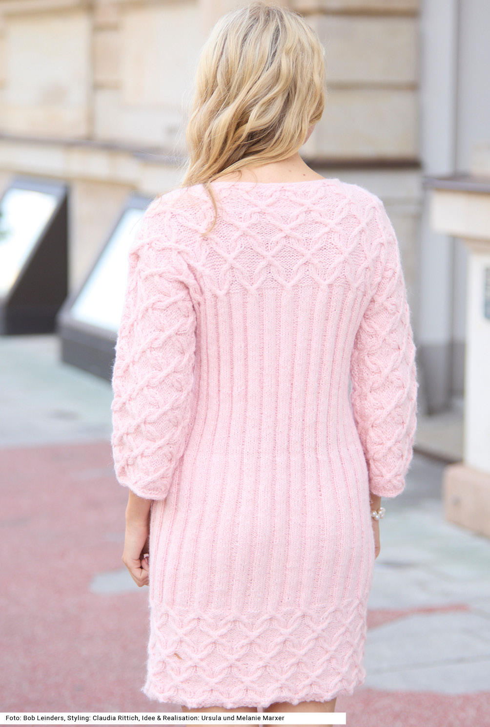 Modellansicht Bild 5: Kleid mit Rippen- und Zopfmuster