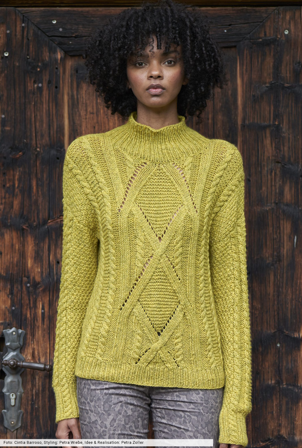 Modellansicht Bild 2: Mustermix-Pulli