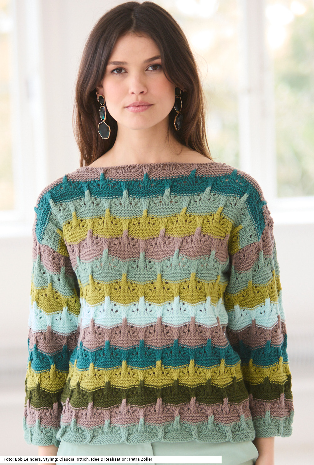 Modellansicht Bild 2: Pullover mit Hebemaschenmuster