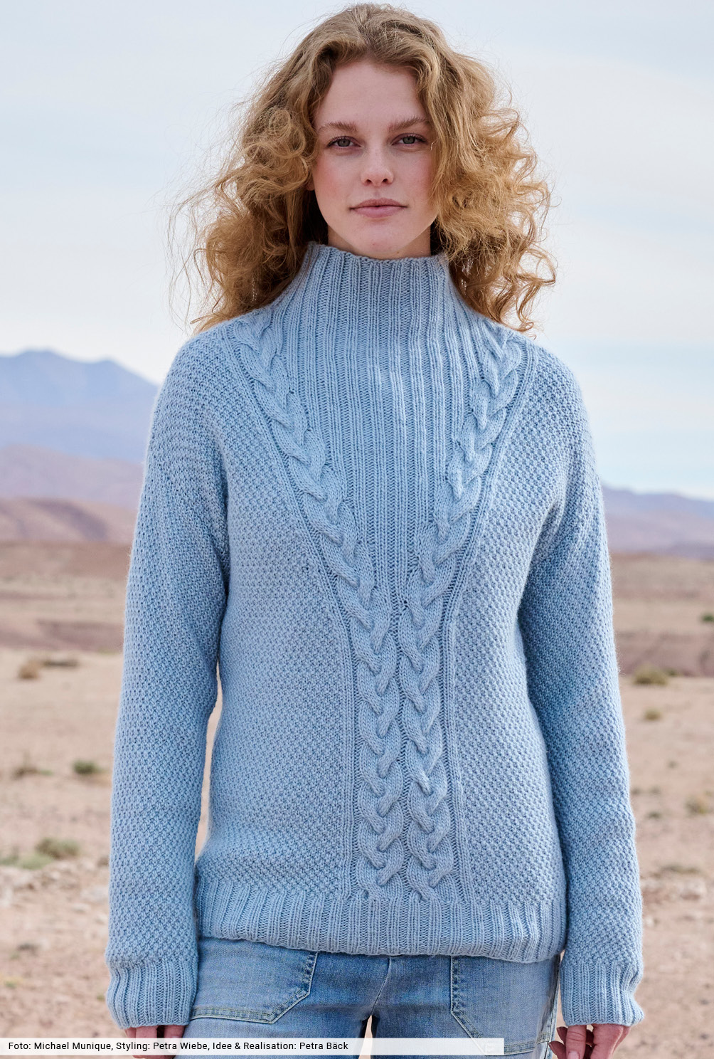 Modellansicht Bild 2: Pulli mit Zopfpasse