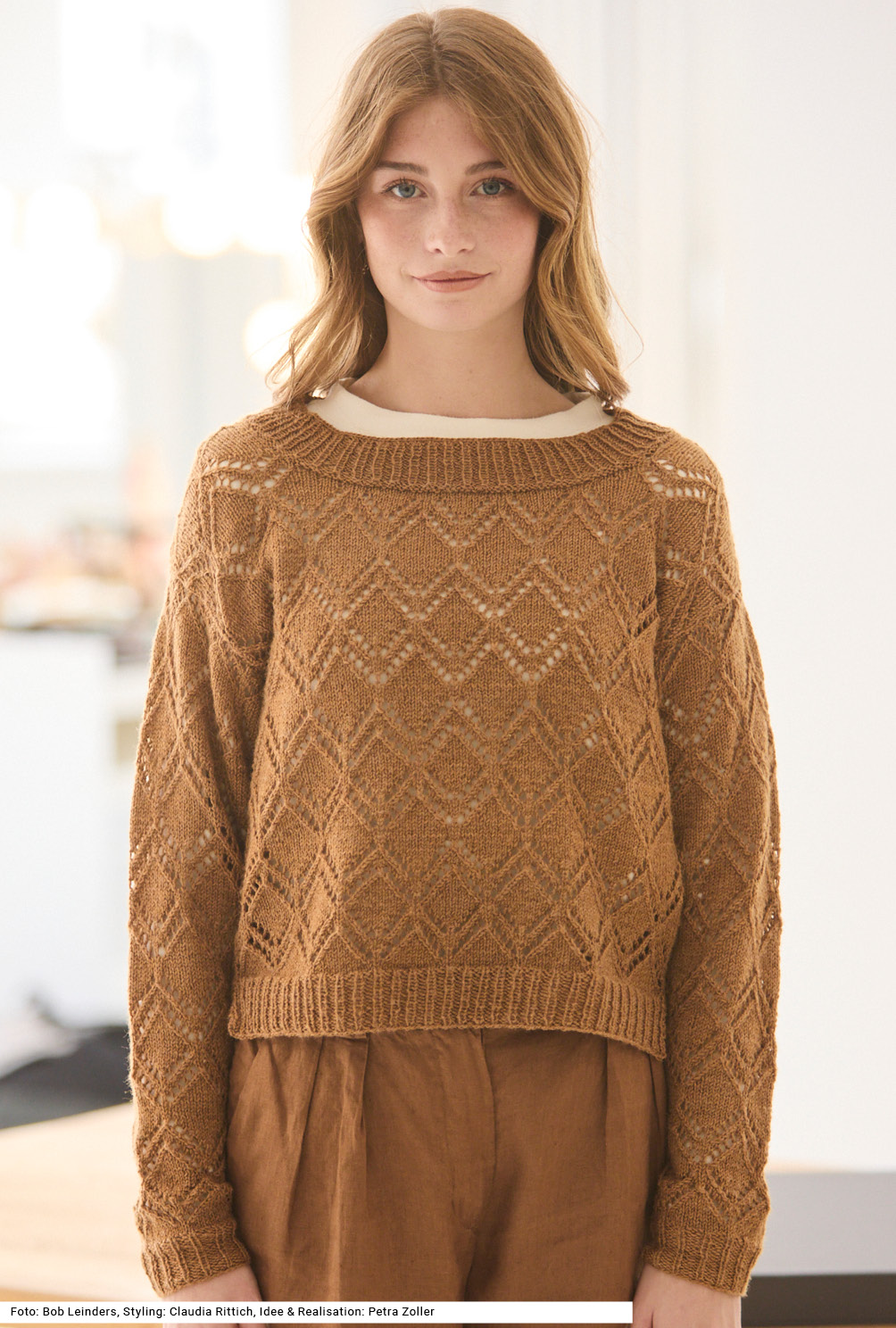 Modellansicht Bild 2: Ajourmuster-Pulli
