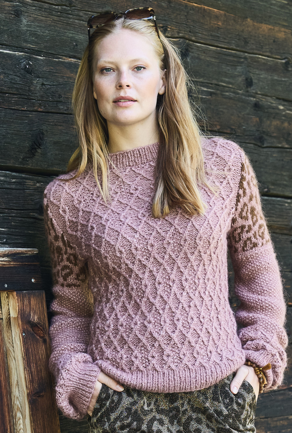 Modellansicht Bild 2: Pulli mit Animalprints