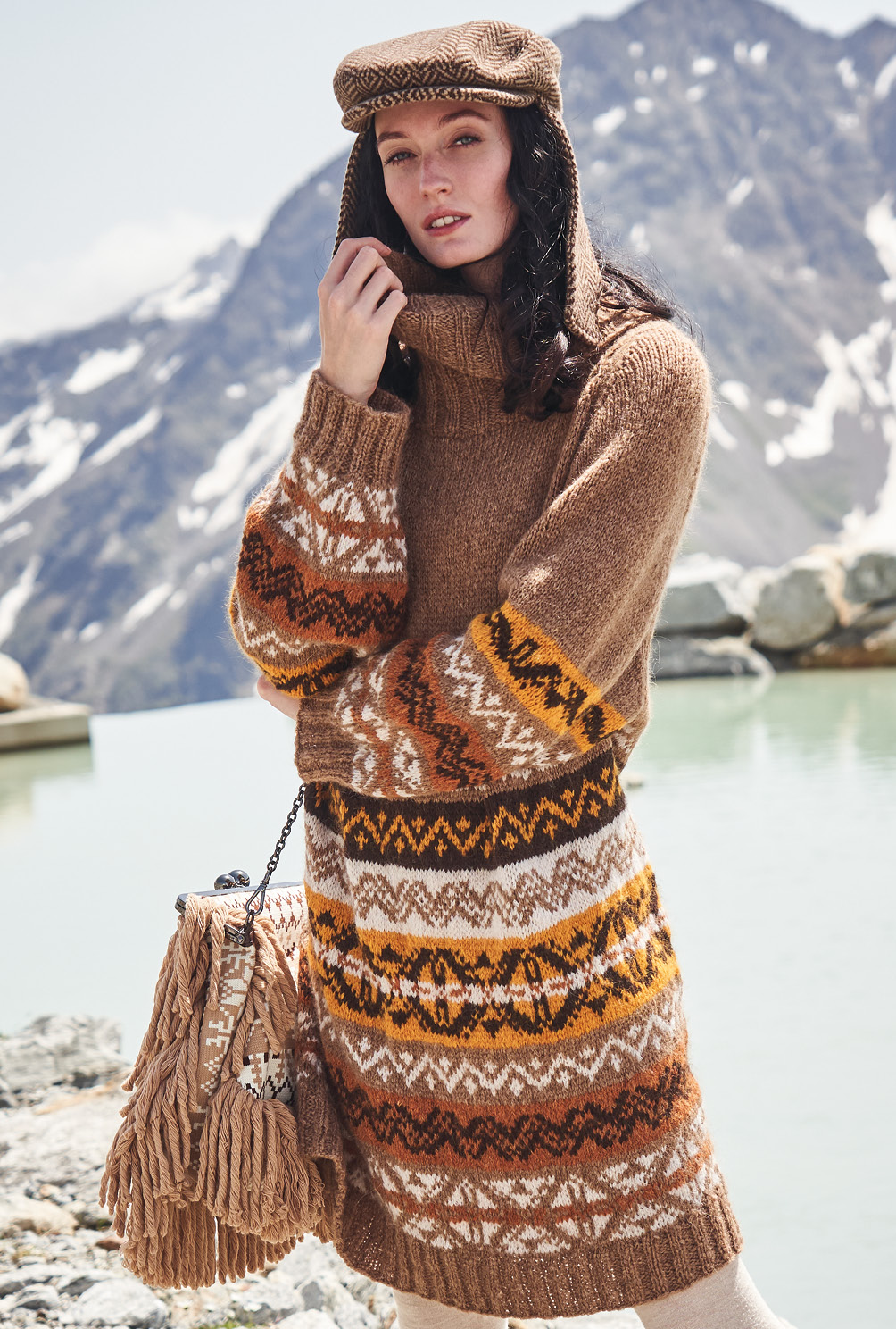 Modellansicht Bild 6: Lässiger Longpulli als Verwandlungskünstler