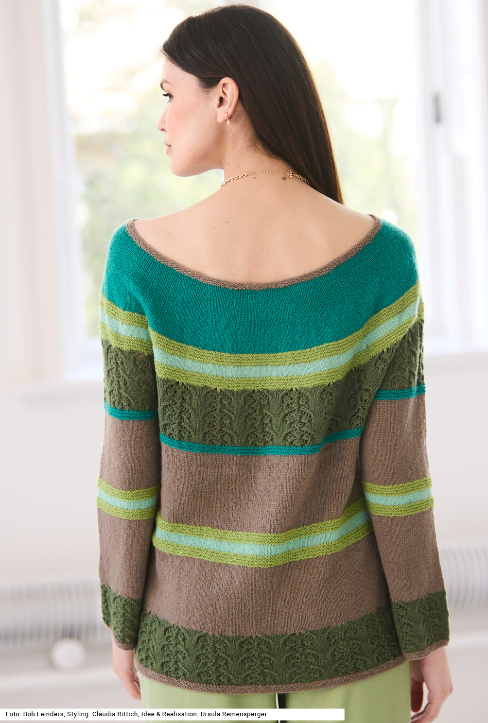 Modellansicht Bild 5: Rundpassen-Pulli top-down