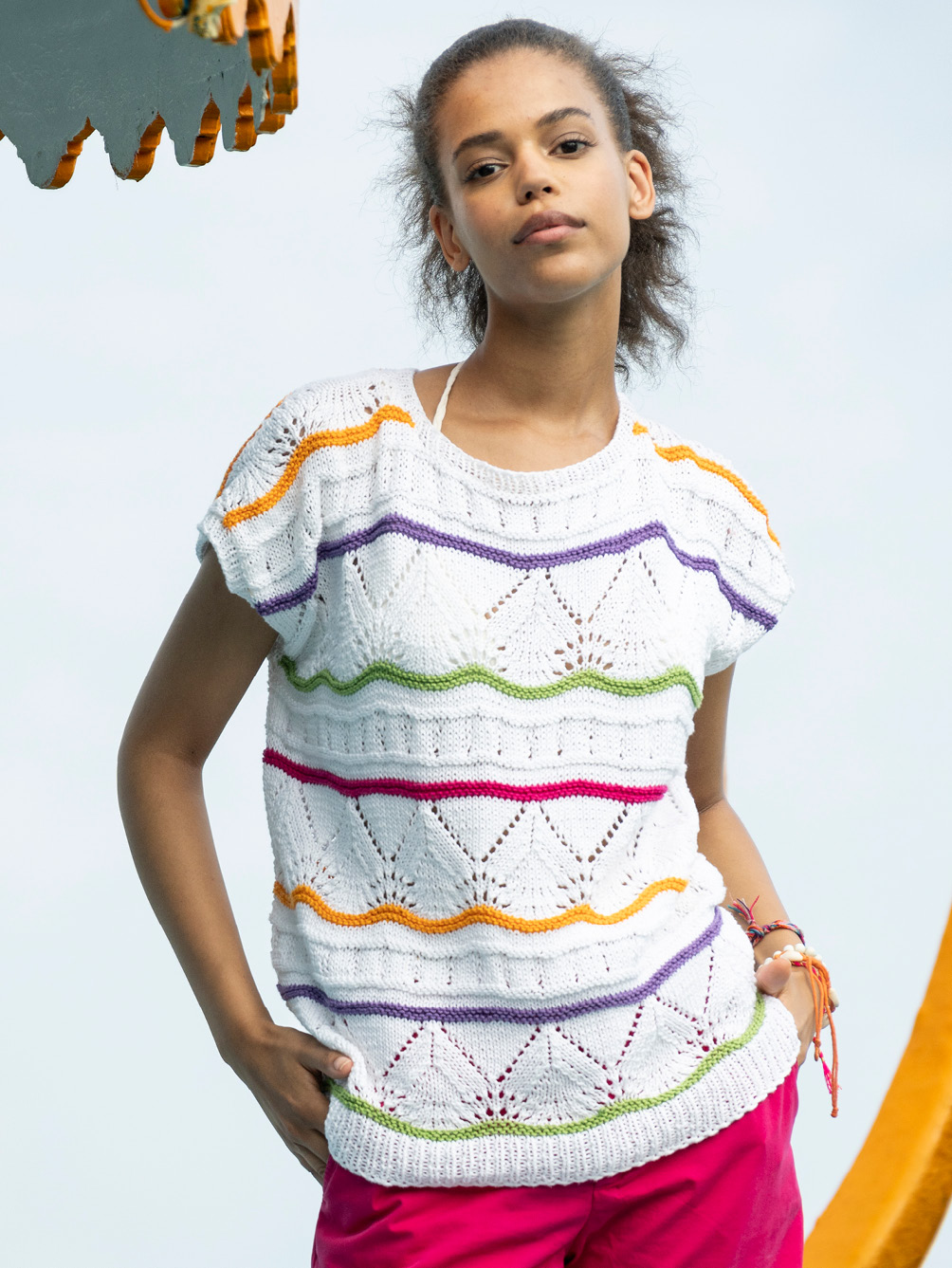 Modellansicht Bild 1: Gestreiftes Mustermix-Shirt