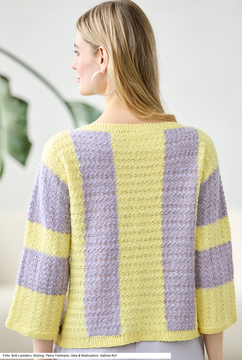 Modellansicht Bild 5: Quer gestrickter Pulli