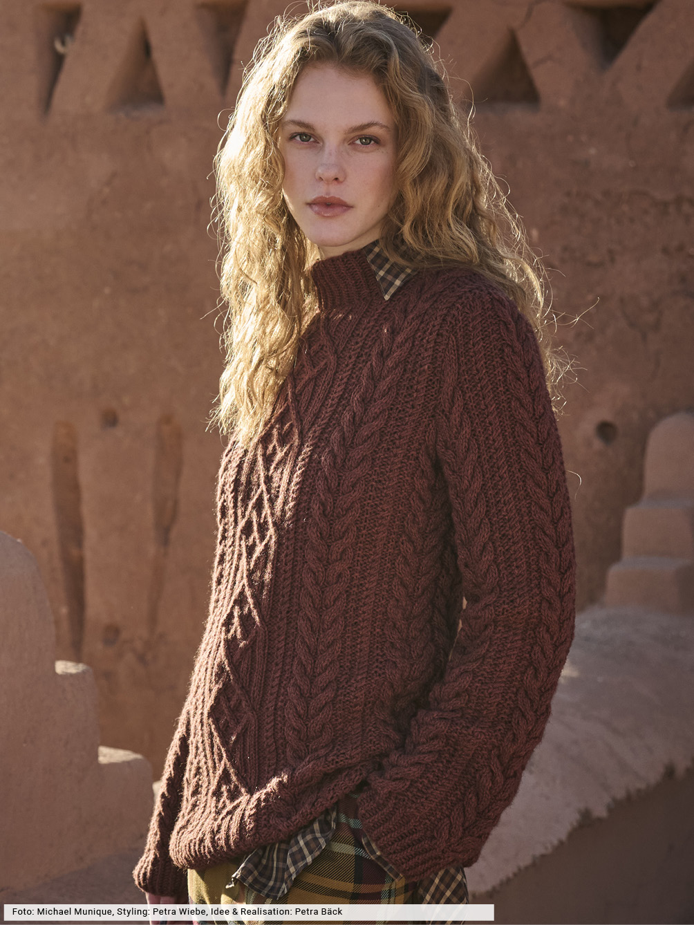 Modellansicht Bild 1: Pulli mit verschiedenen Zöpfen