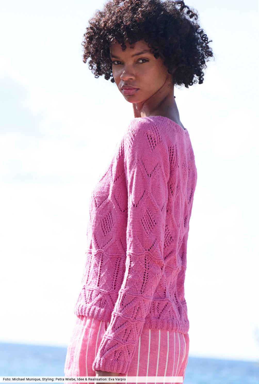 Modellansicht Bild 3: Pulli im Mustermix