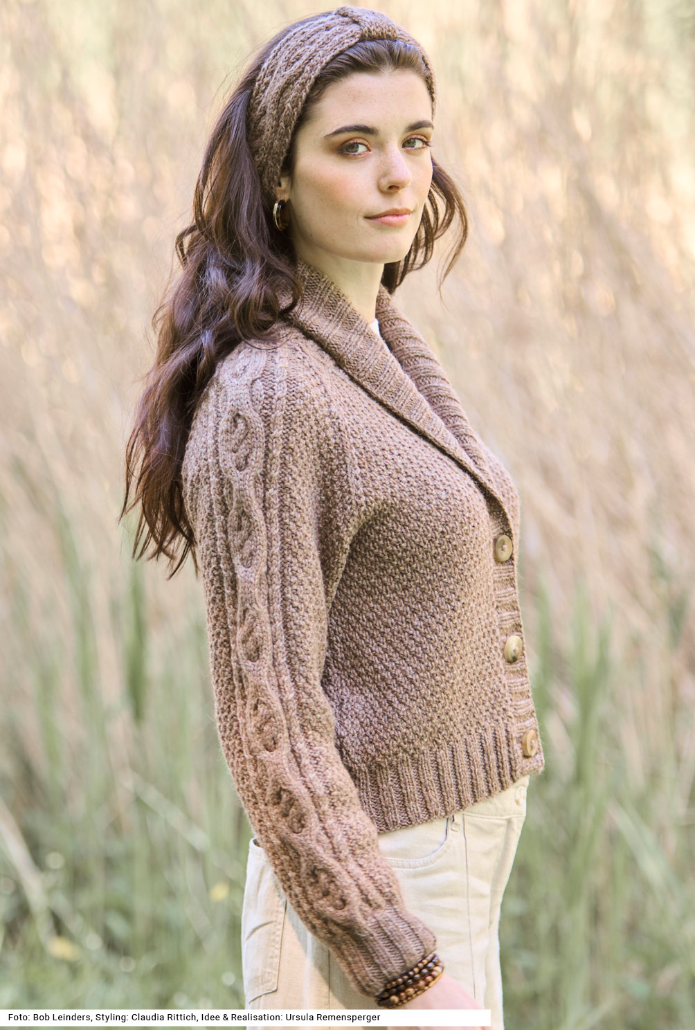 Modellansicht Bild 4: Jacke und Stirnband