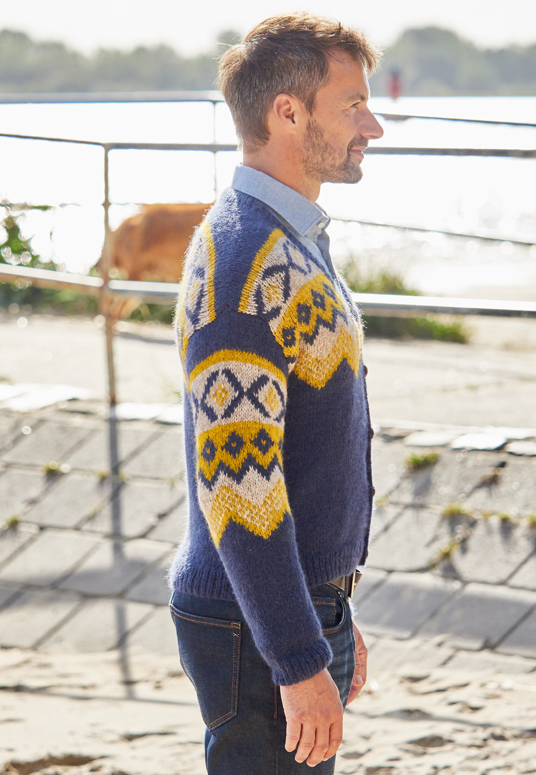 Modellansicht Bild 3: Flauschige Jacquard-Jacke