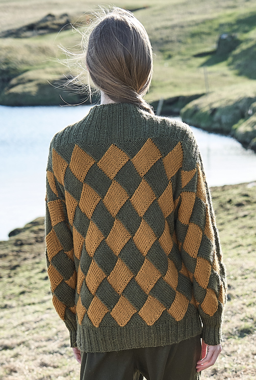 Modellansicht Bild 4:  Pulli in Entrelac-Technik