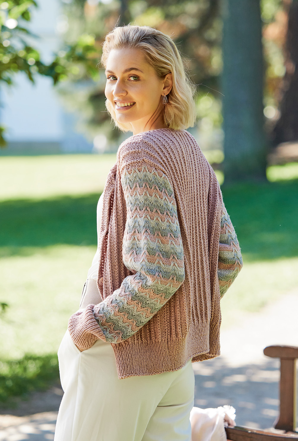 Lässiger Cardigan mit Hebemaschenmuster