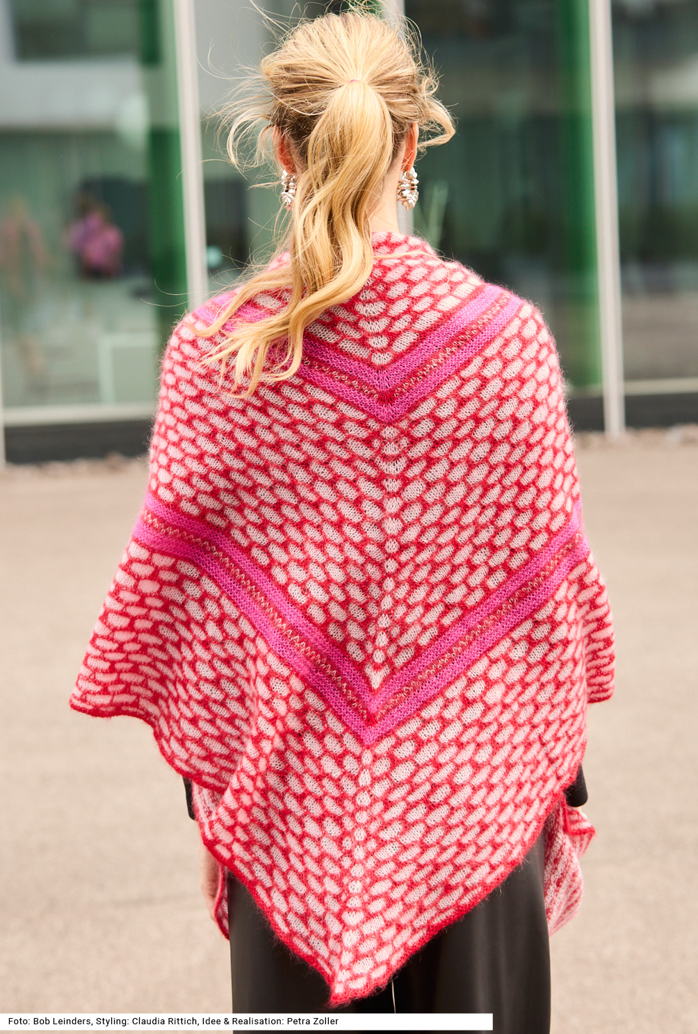 Modellansicht Bild 5: Dreifarbiges Dreieckstuch