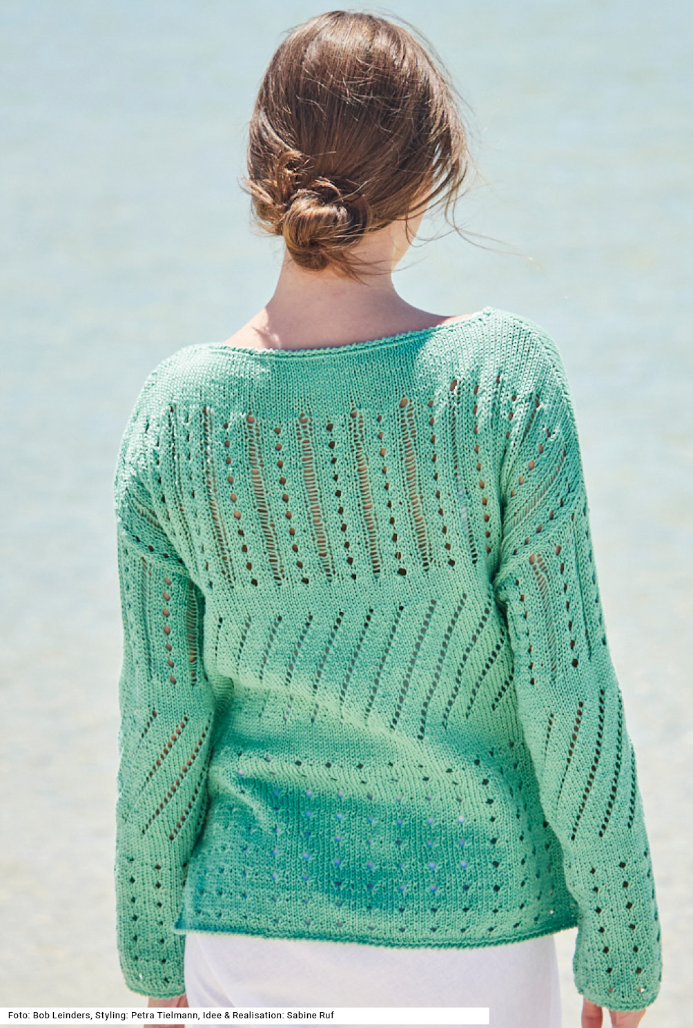 Modellansicht Bild 5: Grüner Pulli mit verschiedenen Lochmustern