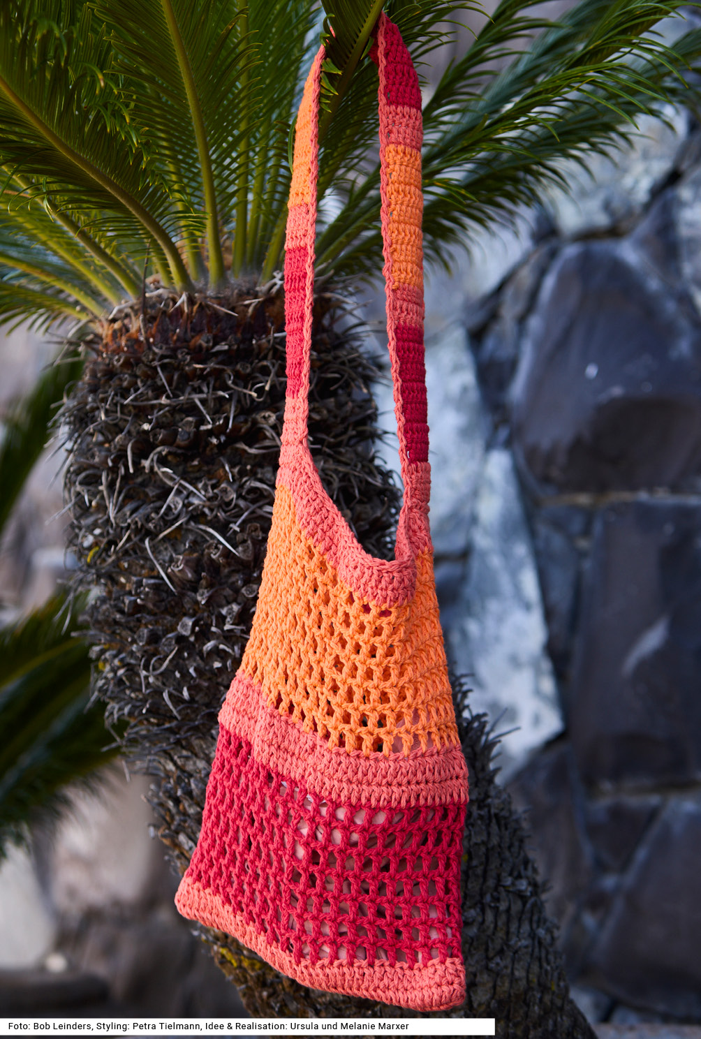 Modellansicht Bild 6: Top und Häkeltasche