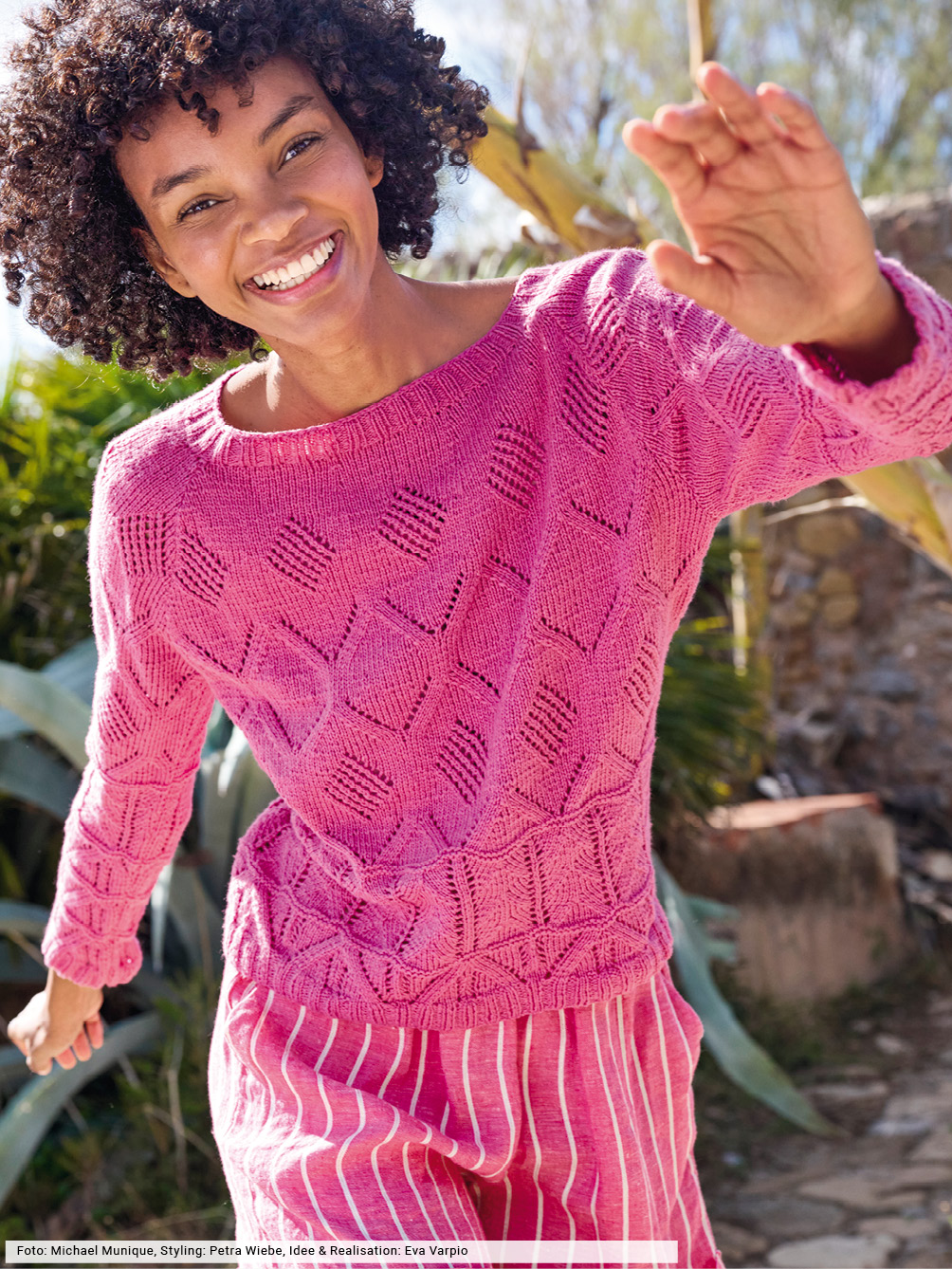 Modellansicht Bild 1: Pulli im Mustermix