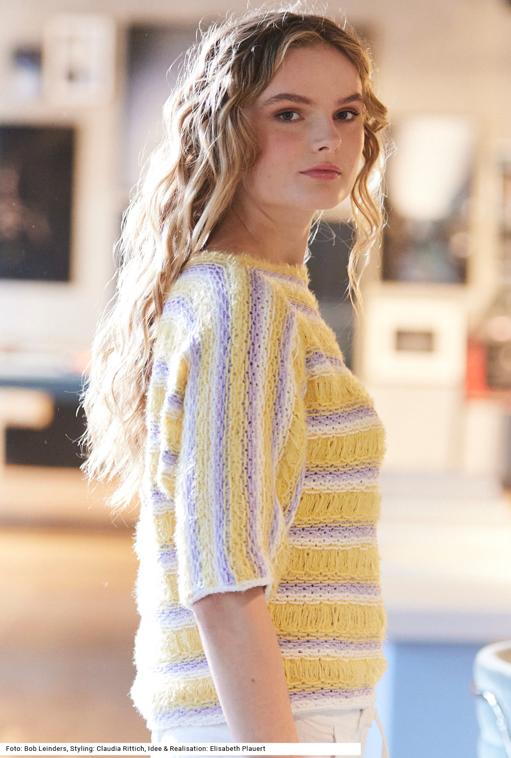 Modellansicht Bild 4: Pullover mit Fledermaus-Ärmeln