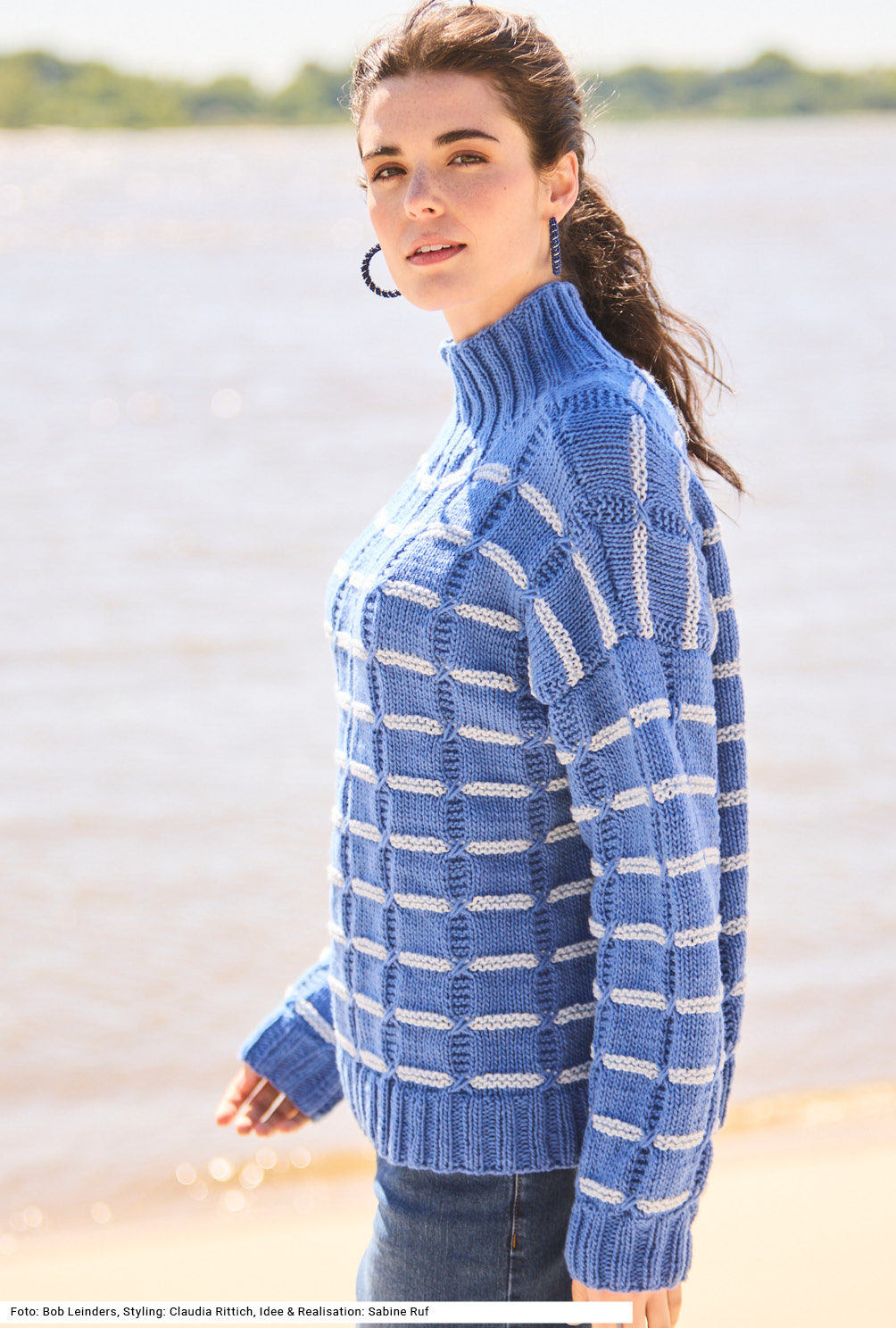 Modellansicht Bild 3: Pulli mit Hebemaschenmuster