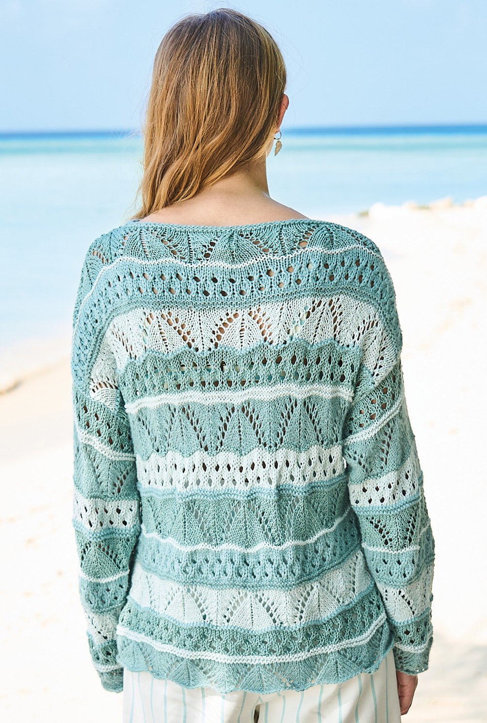 Modellansicht Bild 6: Pulli im Materialmix