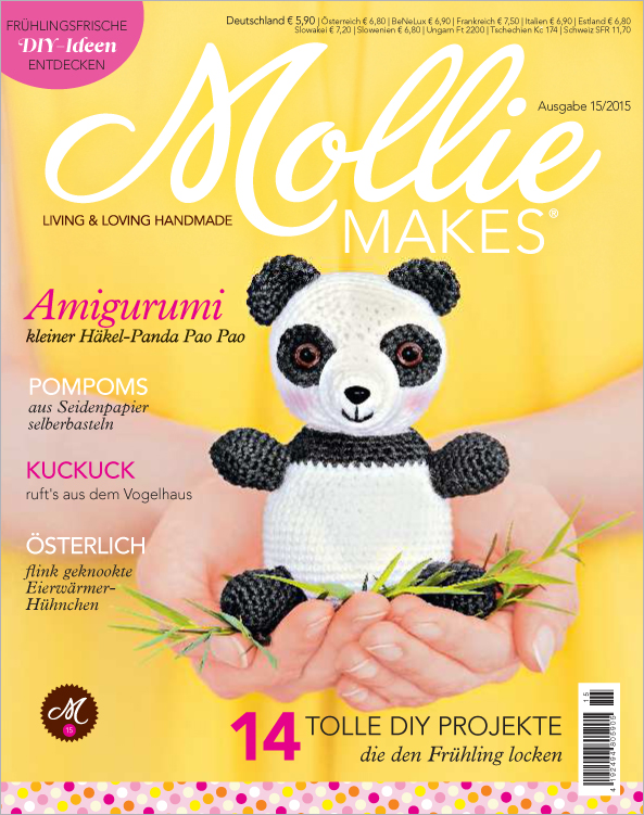 Modischer DIY-Häkelpanda, schwarz-weiß, detailreich, handgefertigt, ideal für kreative Projekte.