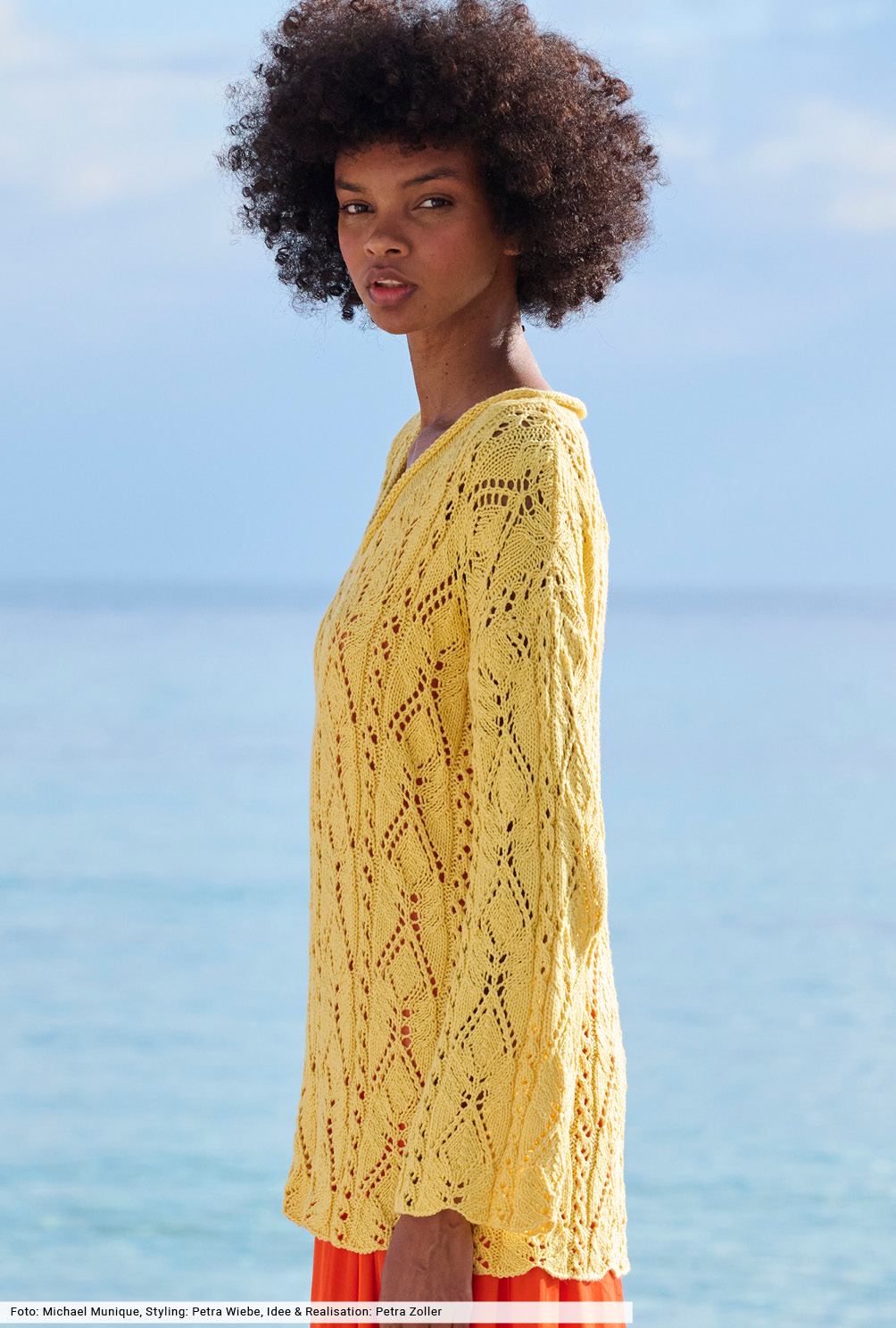 Modellansicht Bild 3: Hellgelber Longpulli