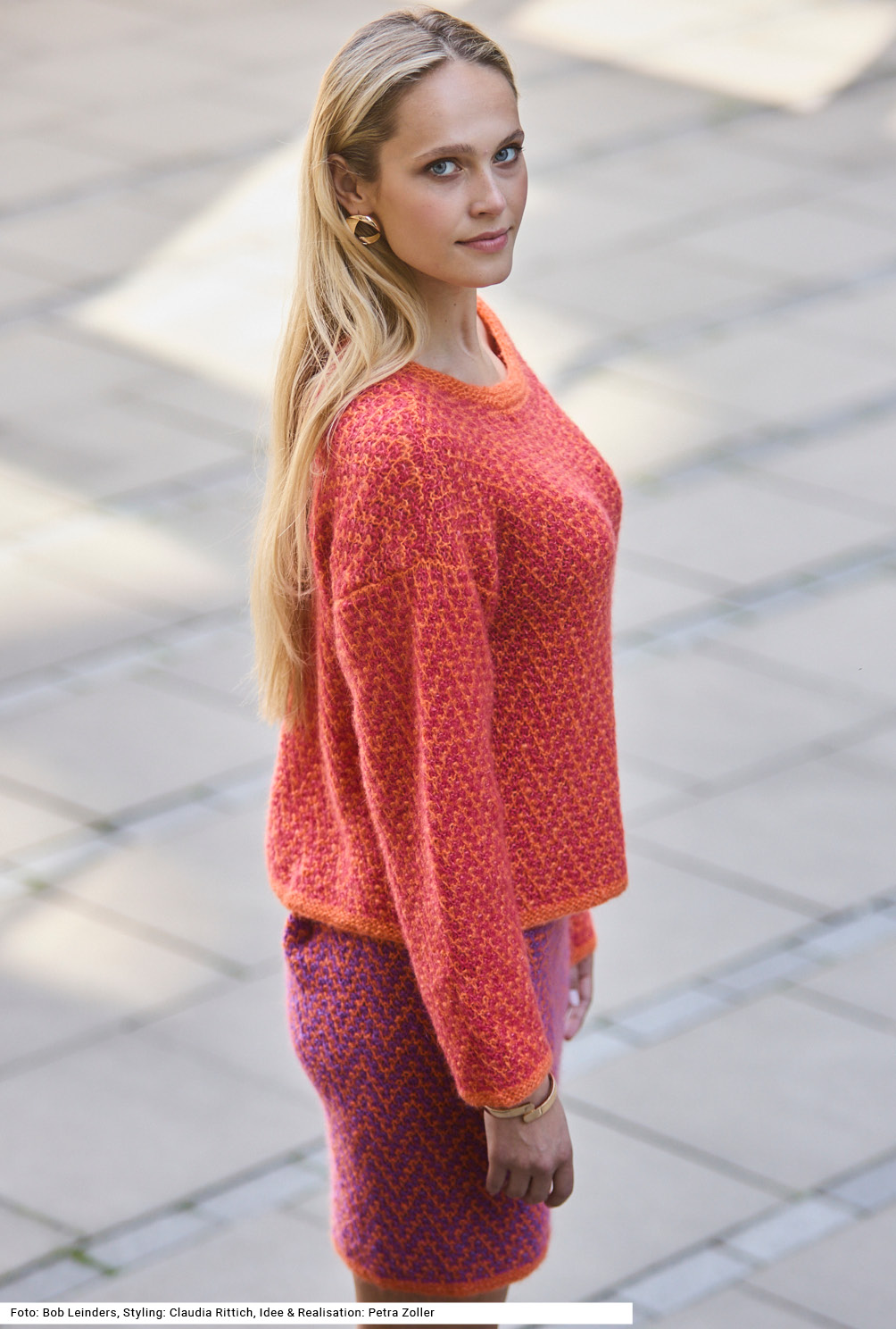 Modellansicht Bild 4: Pullover und Rock mit Hebemaschenmuster