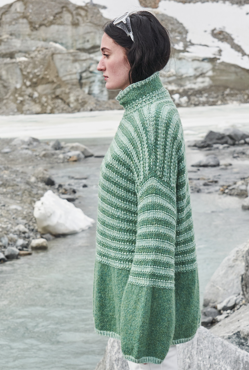 Modellansicht Bild 3: Toller Streifenpulli im angesagten Lässig-Look.