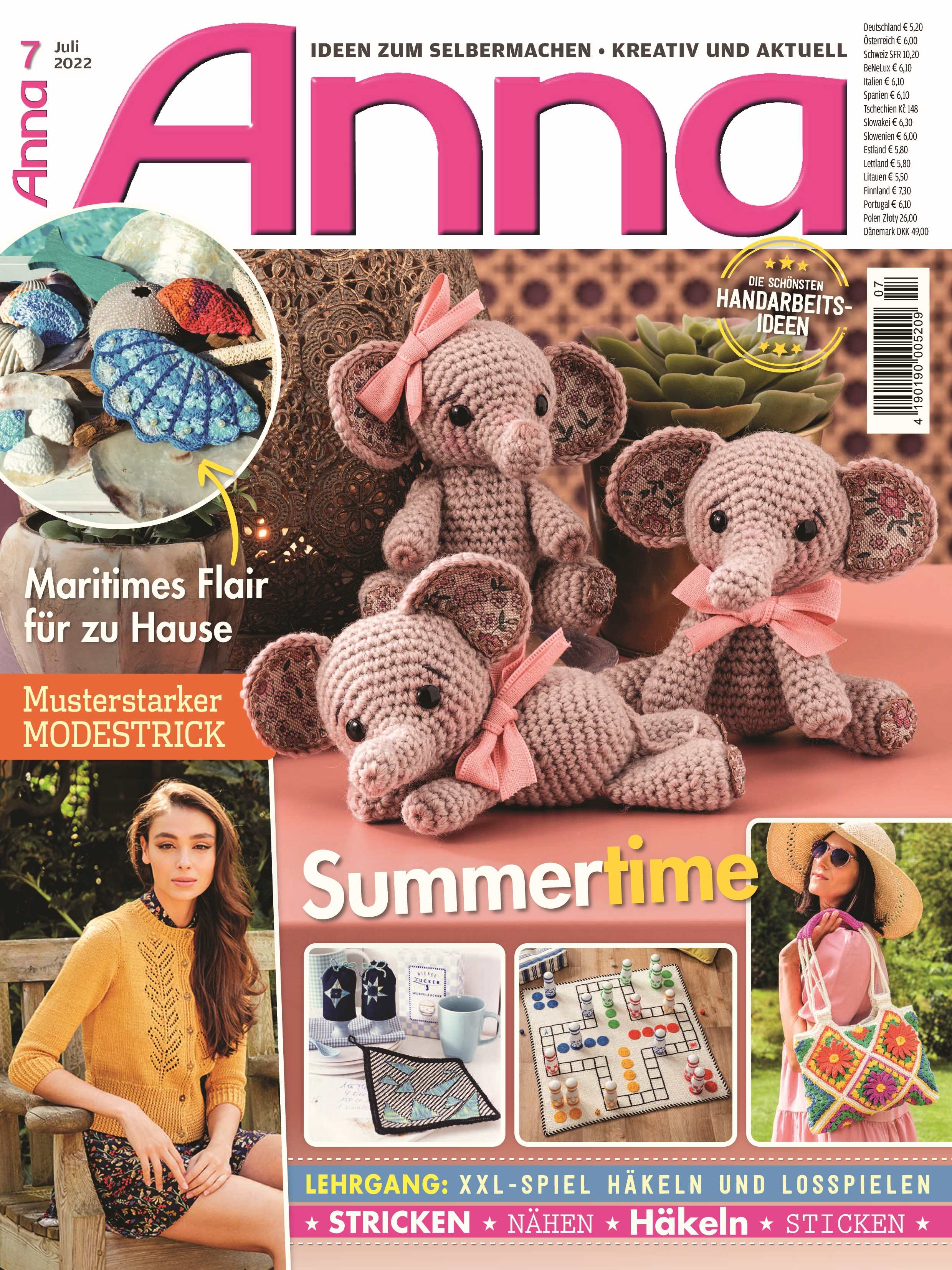 Häkeltiere in Rosa, handgemacht mit Schleifen. Strickmuster in Gelb, sommerlich und modisch.