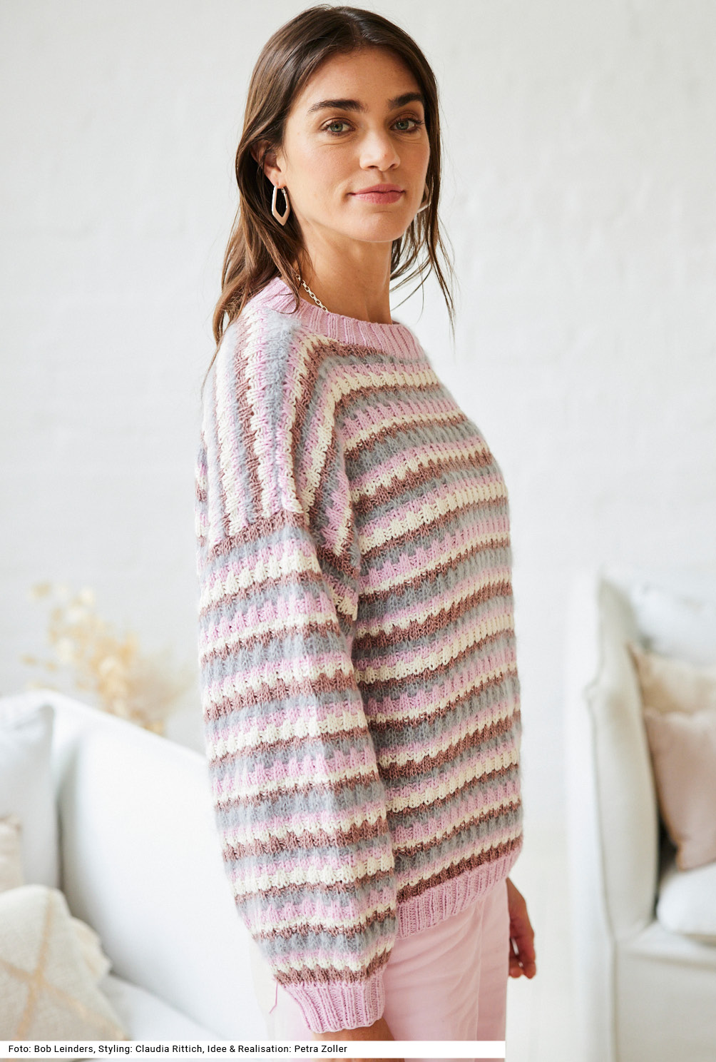 Modellansicht Bild 4: Pullover mit Hebemaschenmuster