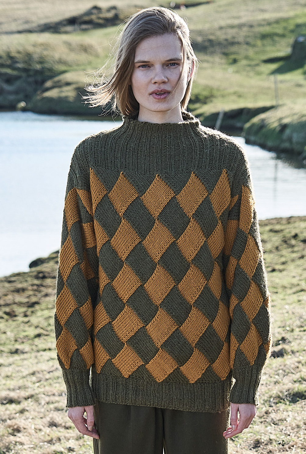 Modellansicht Bild 2:  Pulli in Entrelac-Technik