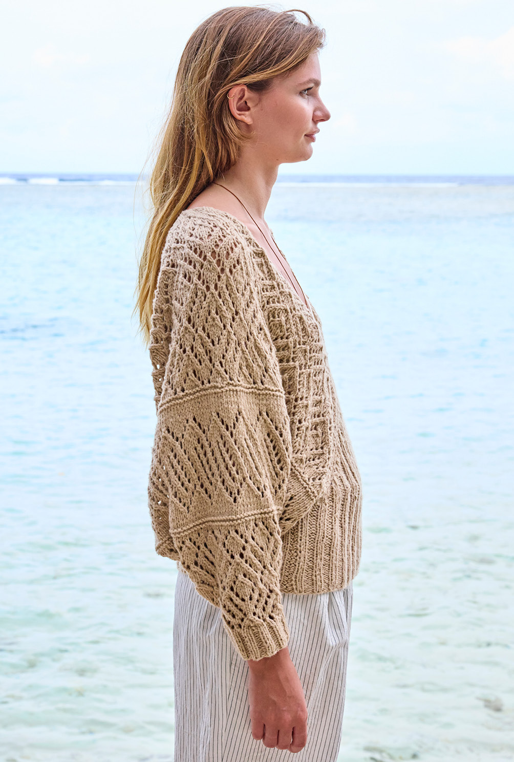 Modellansicht Bild 8: Extravaganter Fledermauspulli im sommerlichem Design