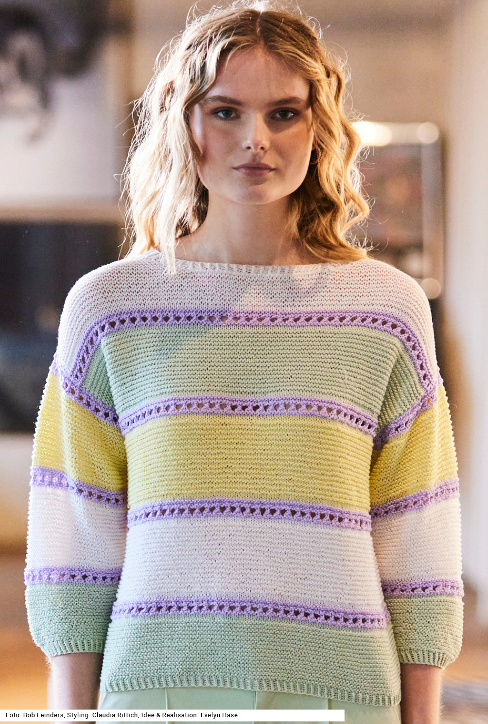 Modellansicht Bild 2: Pulli und Tasche