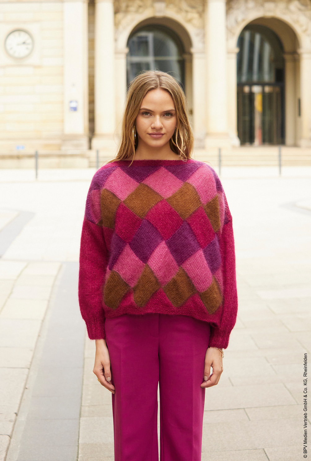 Pulli im Flechtmuster (Entrelac) in Fuchsie, Pink, Brombeer und Cognac