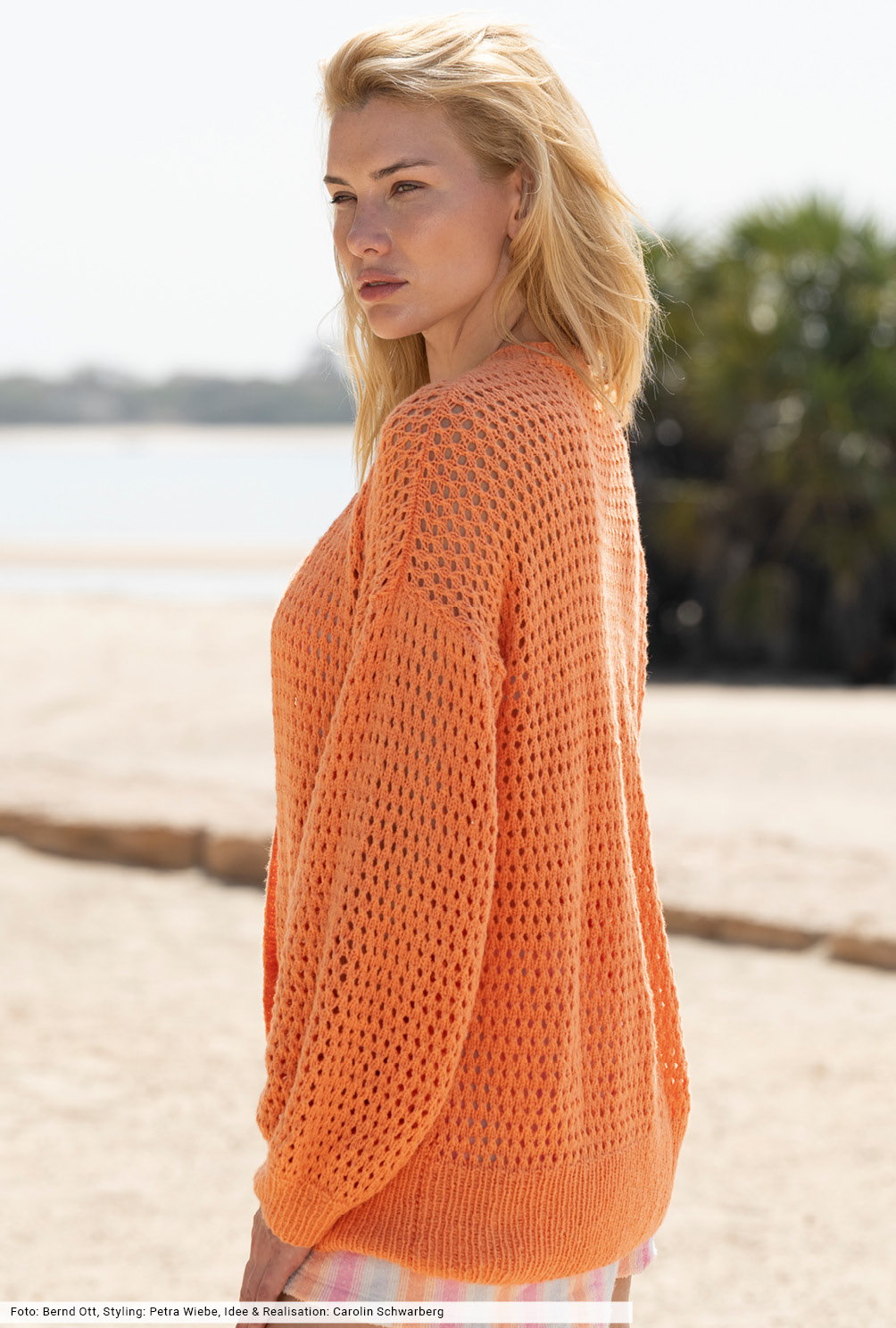 Modellansicht Bild 5: Lochmusterjacke