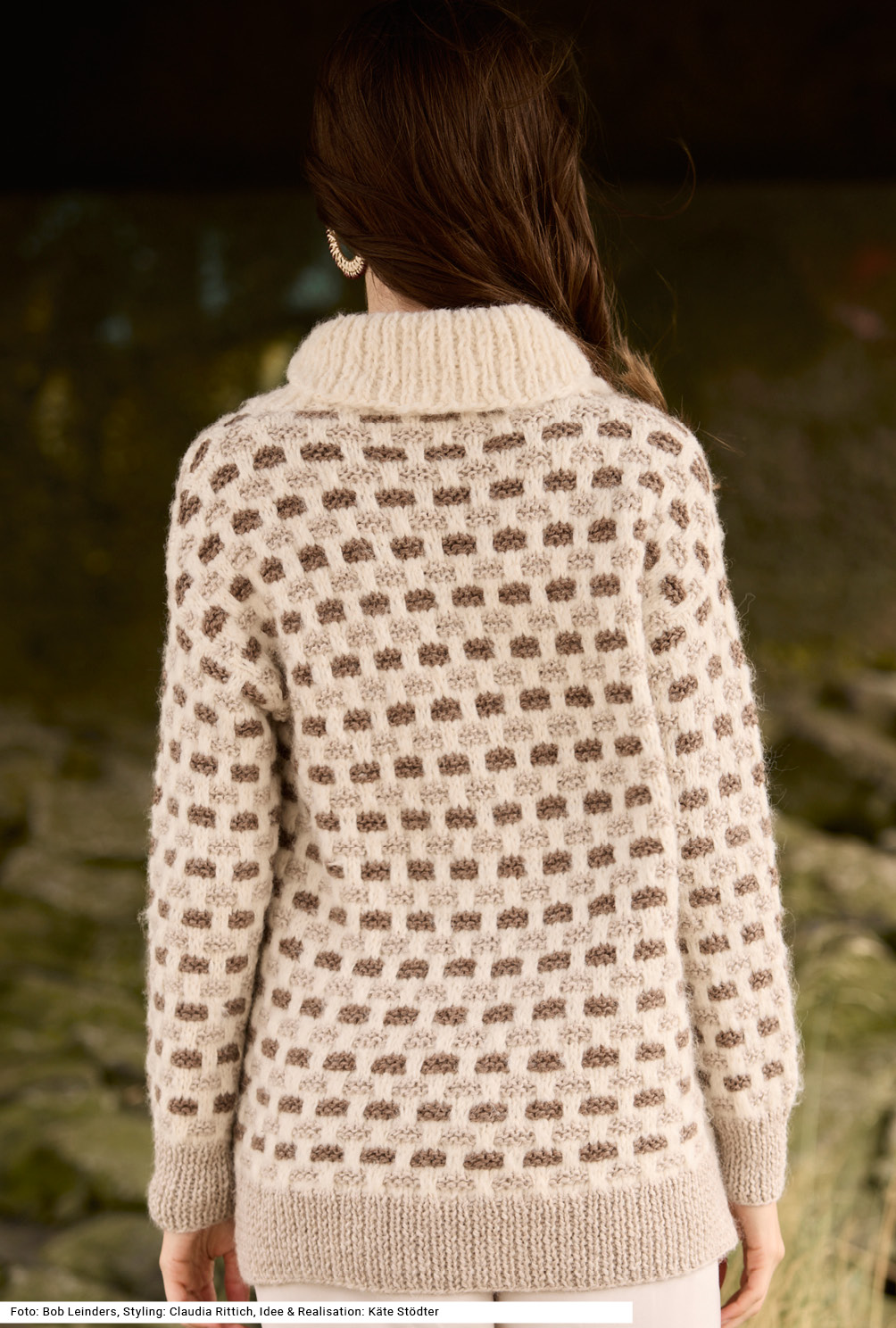 Modellansicht Bild 5: Schalkragenpulli