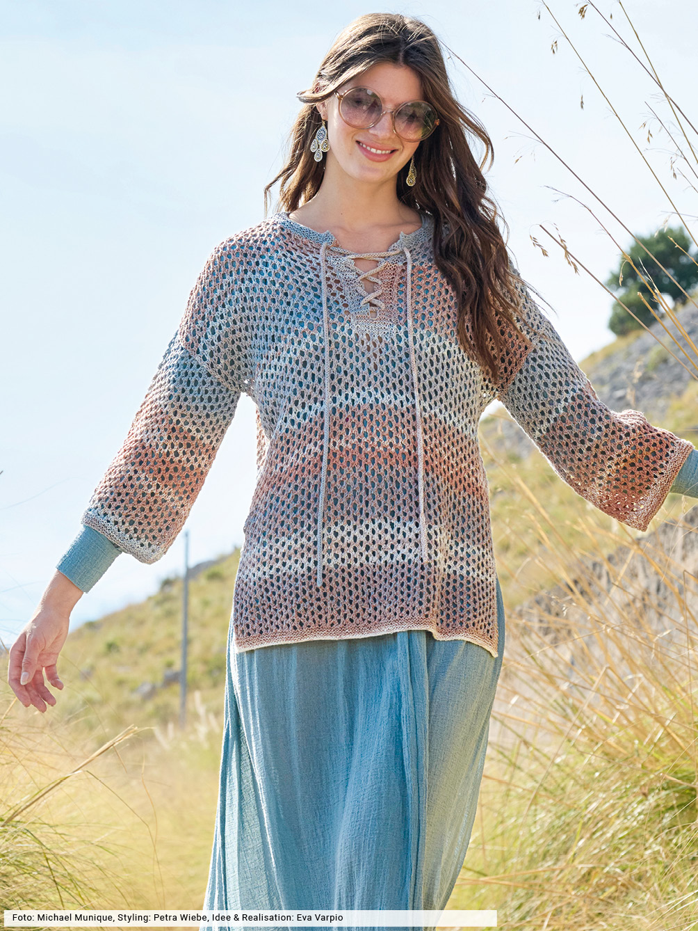 Modellansicht Bild 1: Longpulli im Gittermuster