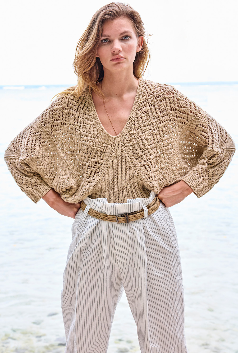 Modellansicht Bild 5: Extravaganter Fledermauspulli im sommerlichem Design