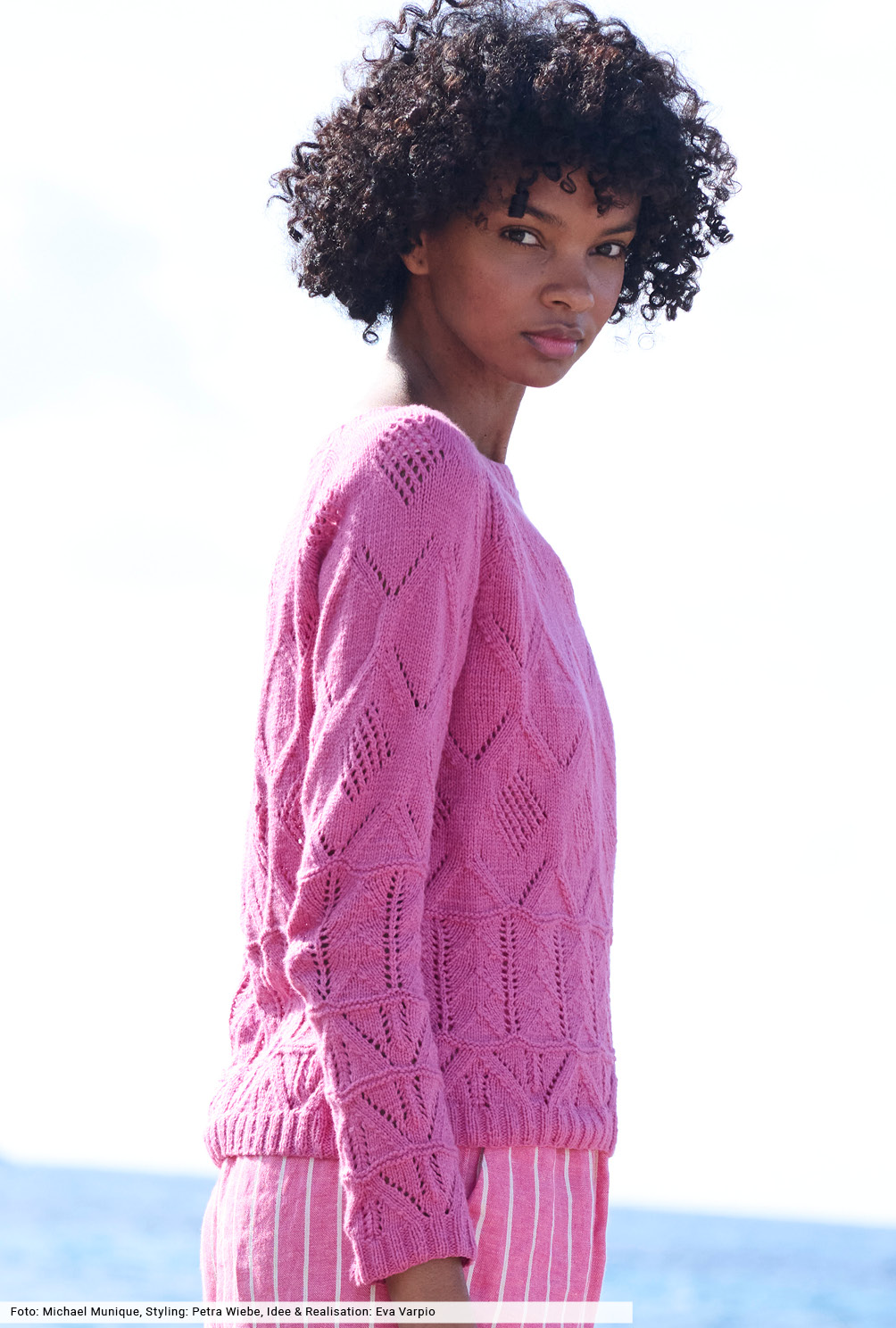 Modellansicht Bild 4: Pulli im Mustermix