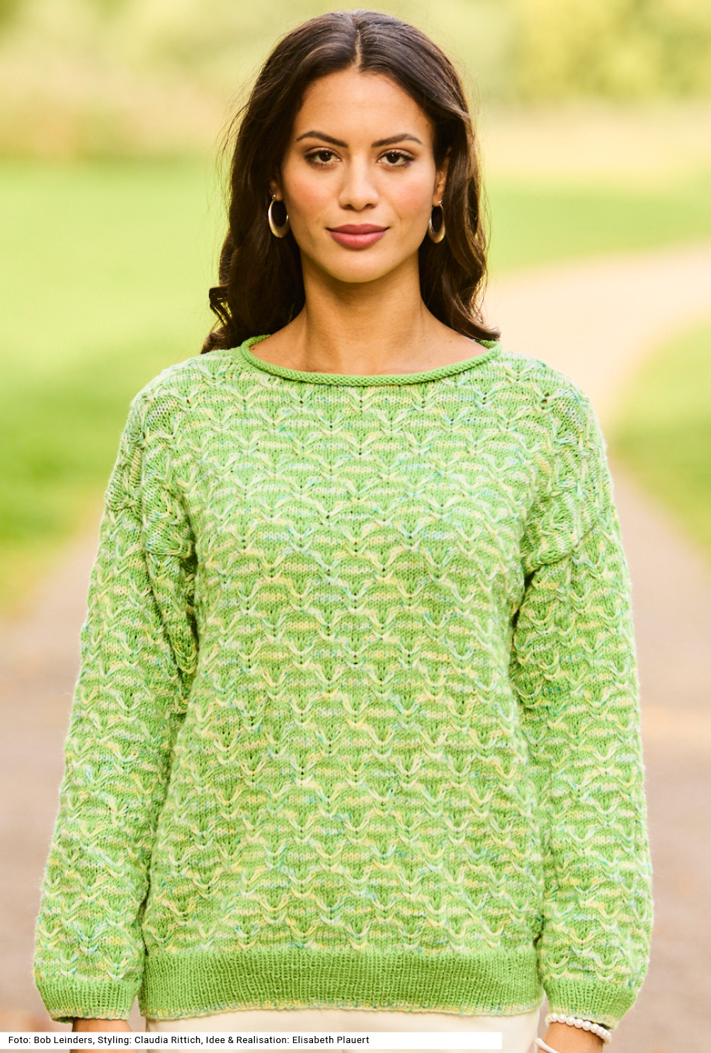 Modellansicht Bild 2: Pullover mit Hebemaschenmuster