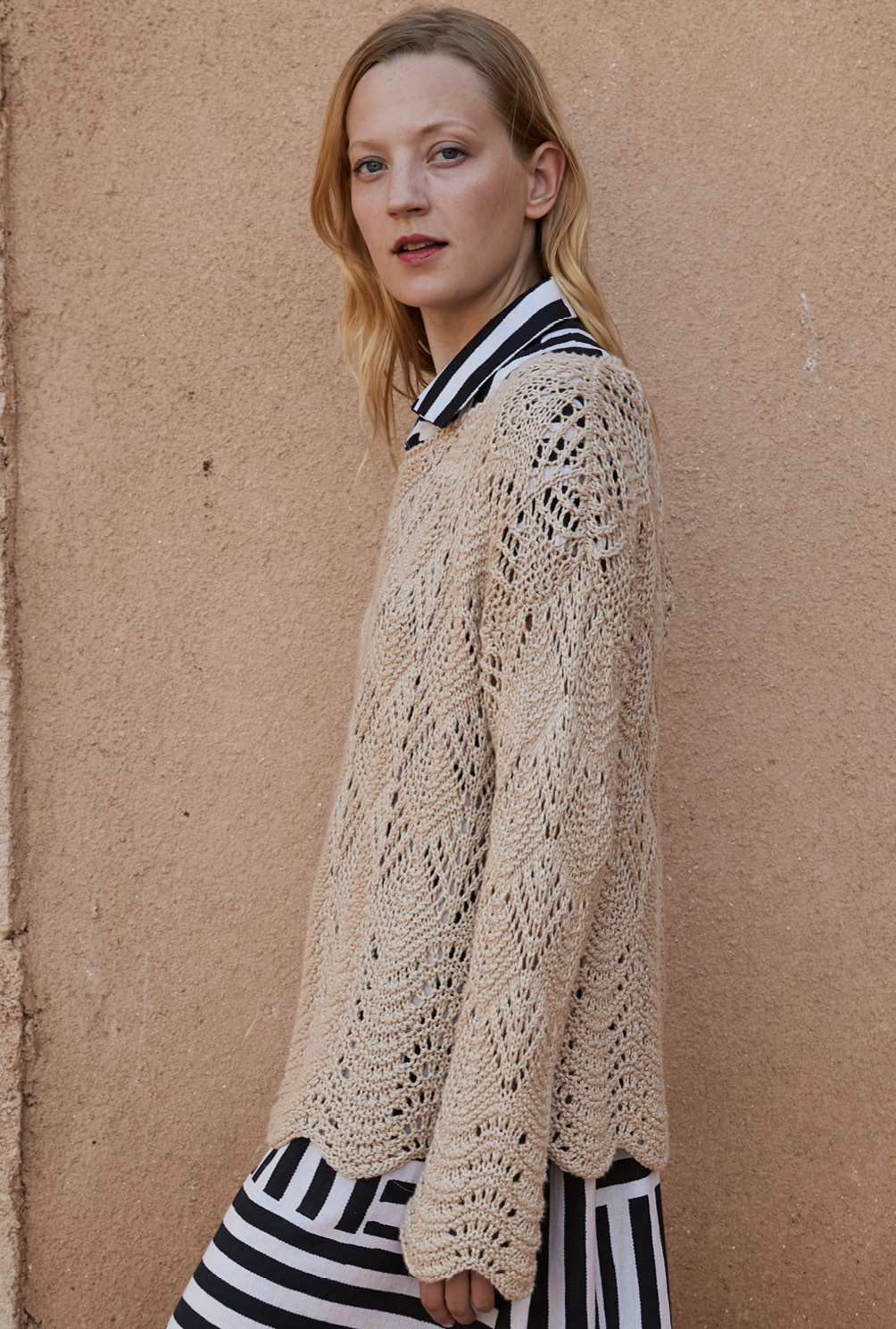Modellansicht Bild 4: Ajourmuster-Pulli