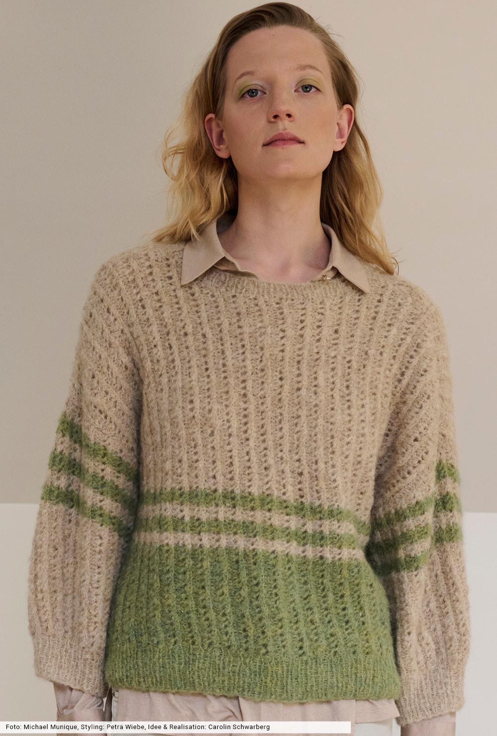 Modellansicht Bild 2: Pulli im Rippen-Lochmuster