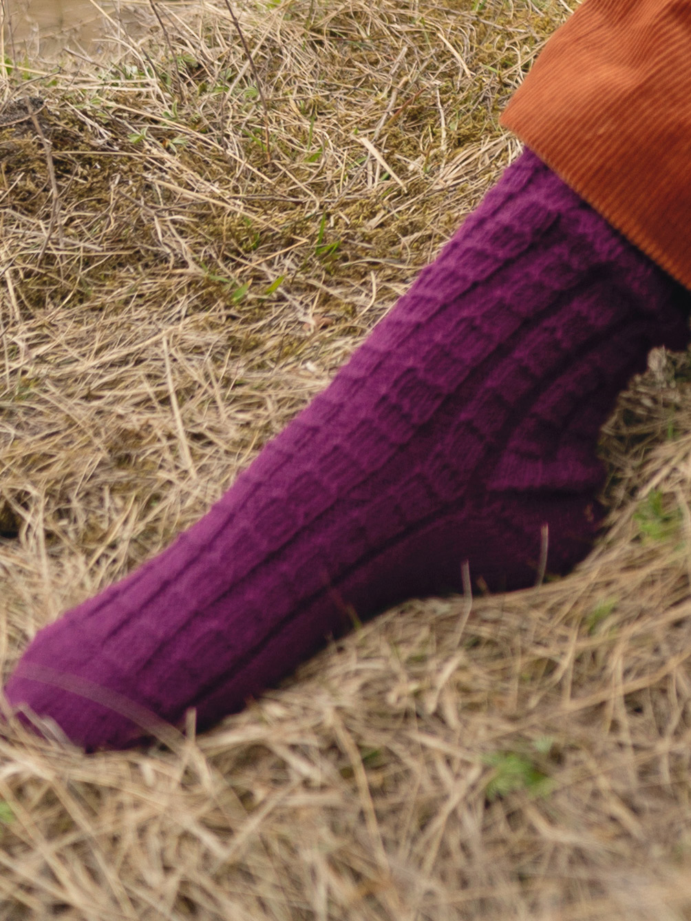 Socken im Kästchenmuster Modellansicht Bild 1: Socken im Kästchenmuster