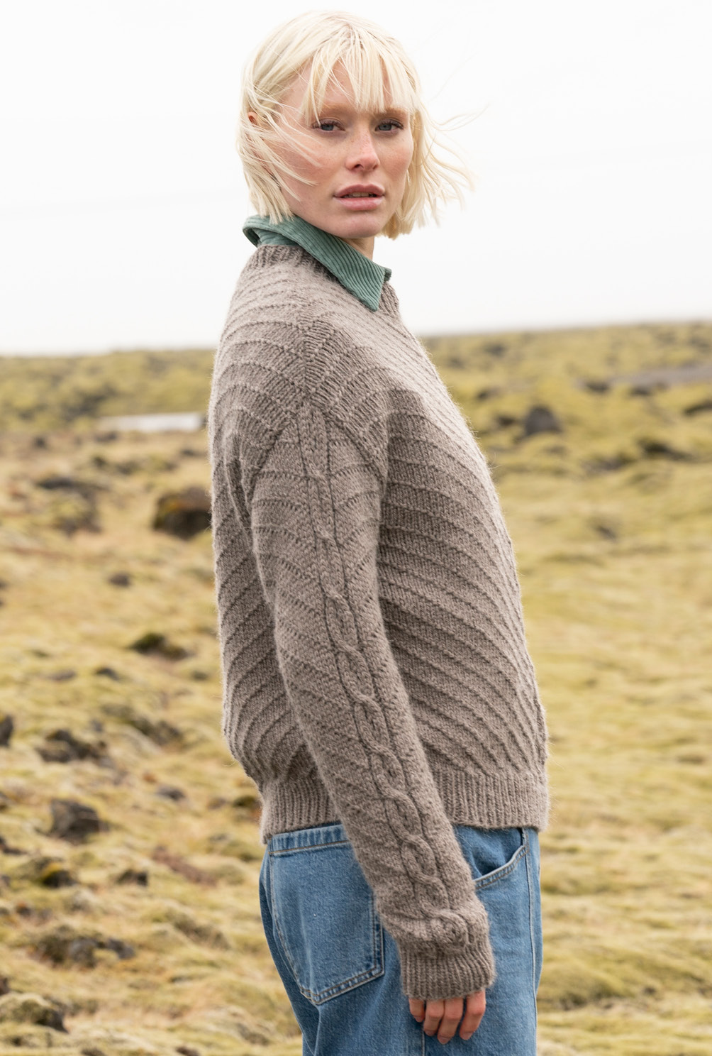Modellansicht Bild 6: Pulli mit Diagonalstrukturen
