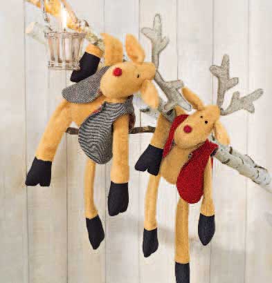 Handgemachte Stoffrentiere in rot-grau, gestreift und unifarben. Ideal für weihnachtliche Dekoration.