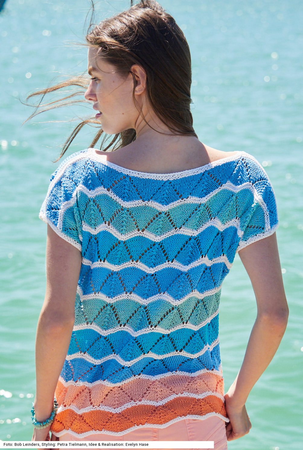 Modellansicht Bild 5: Top mit Wellenmuster